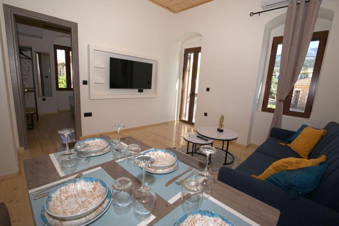 Apartment Mani View Luxury House