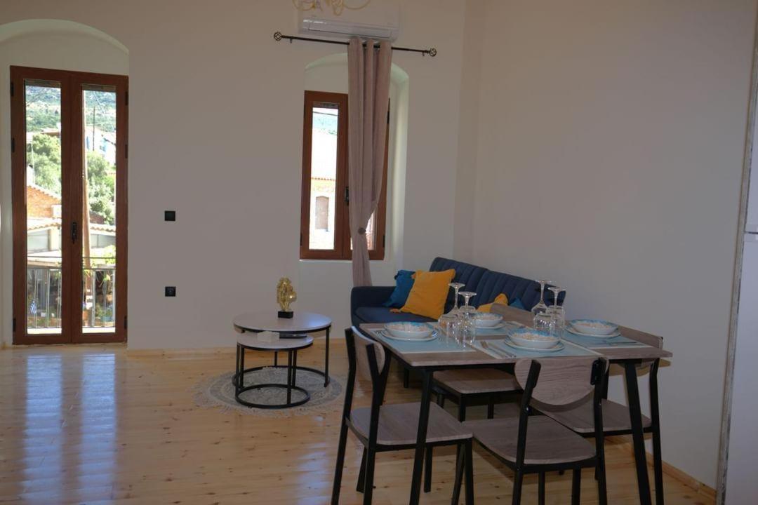 Apartment Mani View Luxury House *