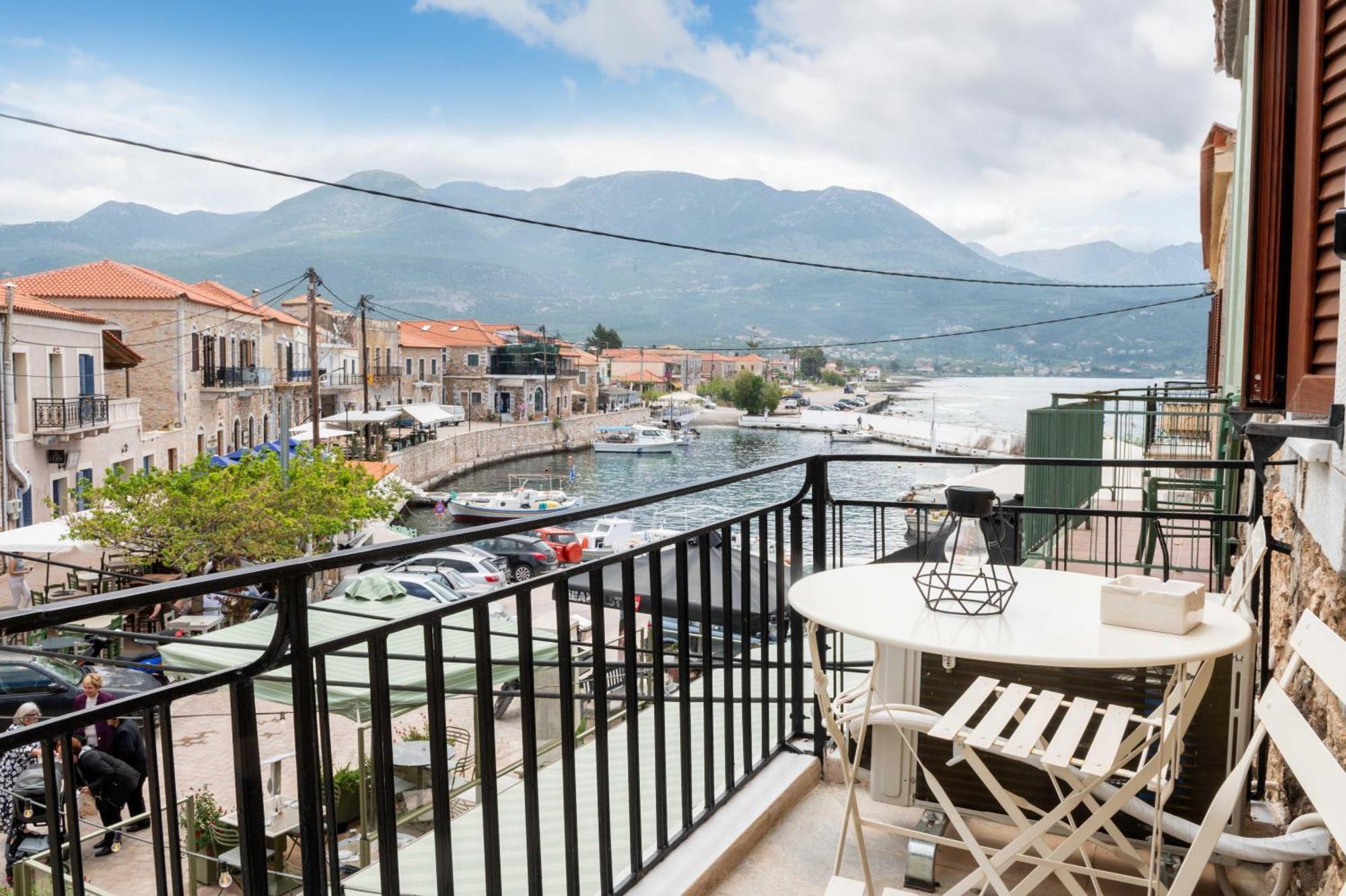 Apartment Mani View Luxury House